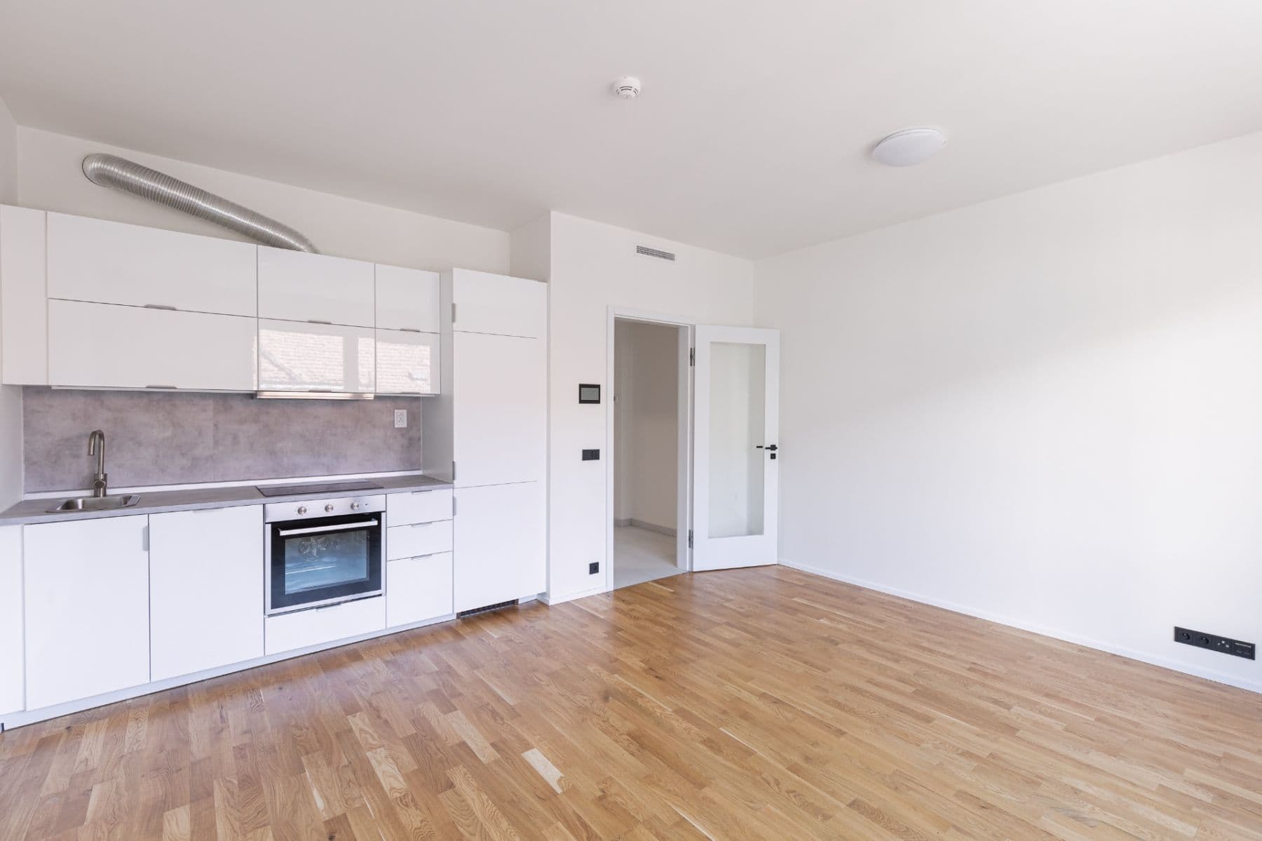 Pronájem bytu 1+kk 31 m², Grafická, Praha, Praha Pronájem bytu 1+kk 31 m², Grafická, Praha, Praha