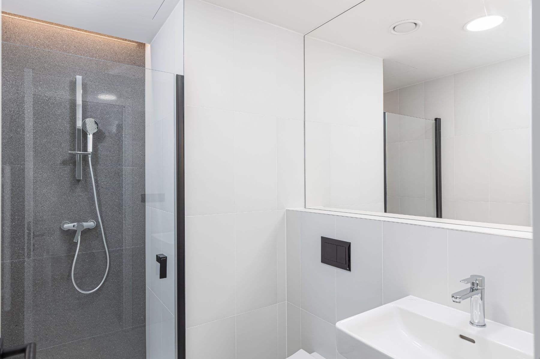 Pronájem bytu 1+kk 31 m², Grafická, Praha, Praha Pronájem bytu 1+kk 31 m², Grafická, Praha, Praha