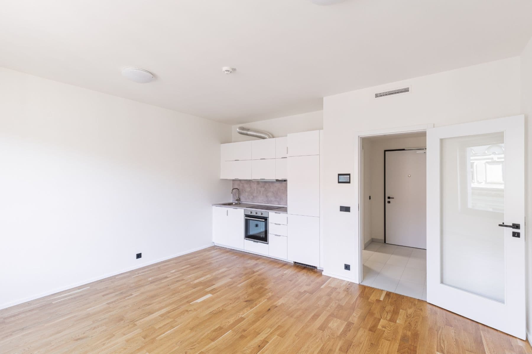 Pronájem bytu 1+kk 31 m², Grafická, Praha, Praha Pronájem bytu 1+kk 31 m², Grafická, Praha, Praha