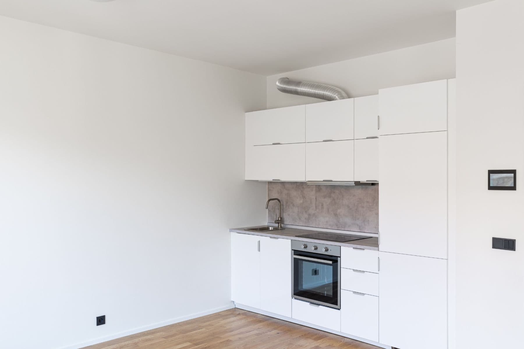 Pronájem bytu 1+kk 31 m², Grafická, Praha, Praha Pronájem bytu 1+kk 31 m², Grafická, Praha, Praha