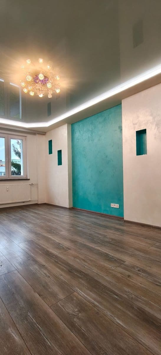 Pronájem bytu 2+1 63 m², Konečná, Karlovy Vary, Karlovarský kraj Pronájem bytu 2+1 63 m², Konečná, Karlovy Vary, Karlovarský kraj