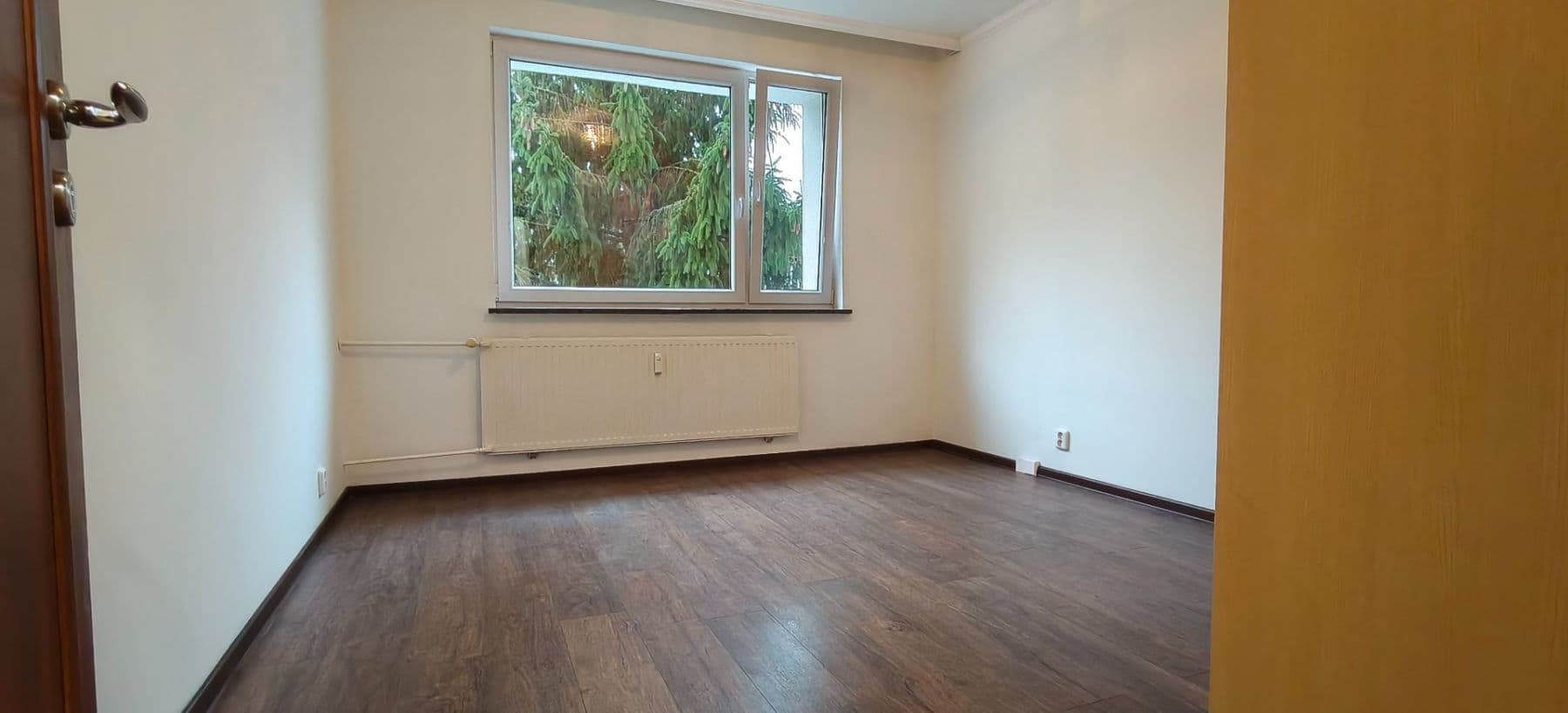 Pronájem bytu 2+1 63 m², Konečná, Karlovy Vary, Karlovarský kraj Pronájem bytu 2+1 63 m², Konečná, Karlovy Vary, Karlovarský kraj