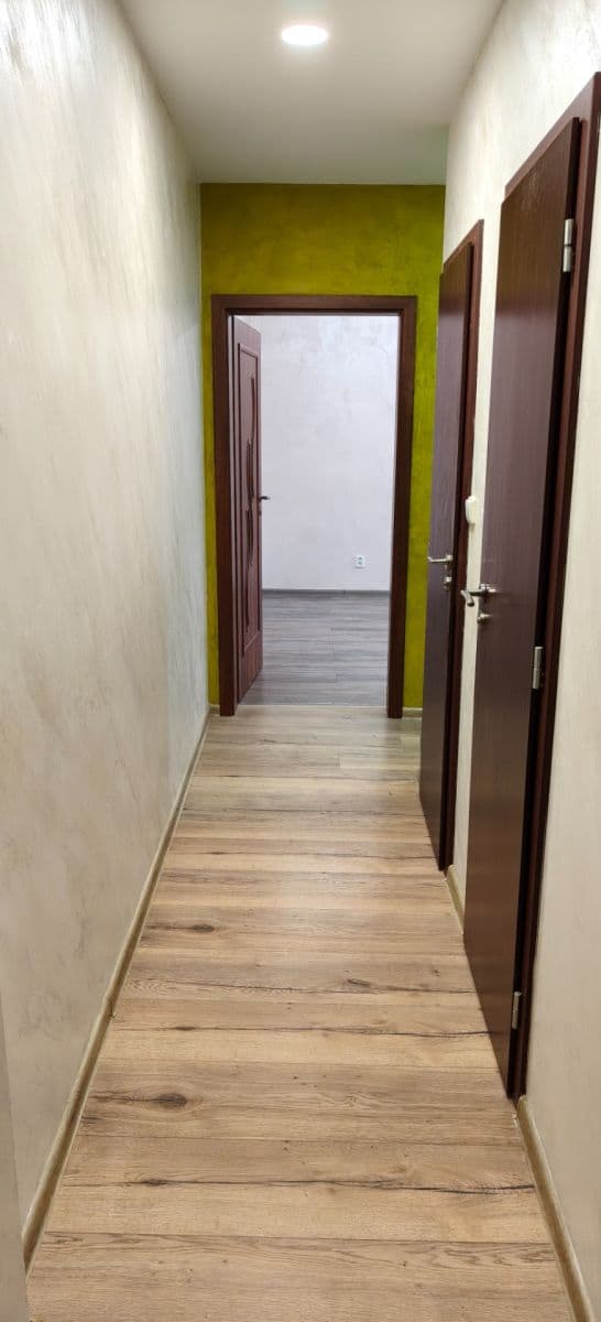 Pronájem bytu 2+1 63 m², Konečná, Karlovy Vary, Karlovarský kraj Pronájem bytu 2+1 63 m², Konečná, Karlovy Vary, Karlovarský kraj