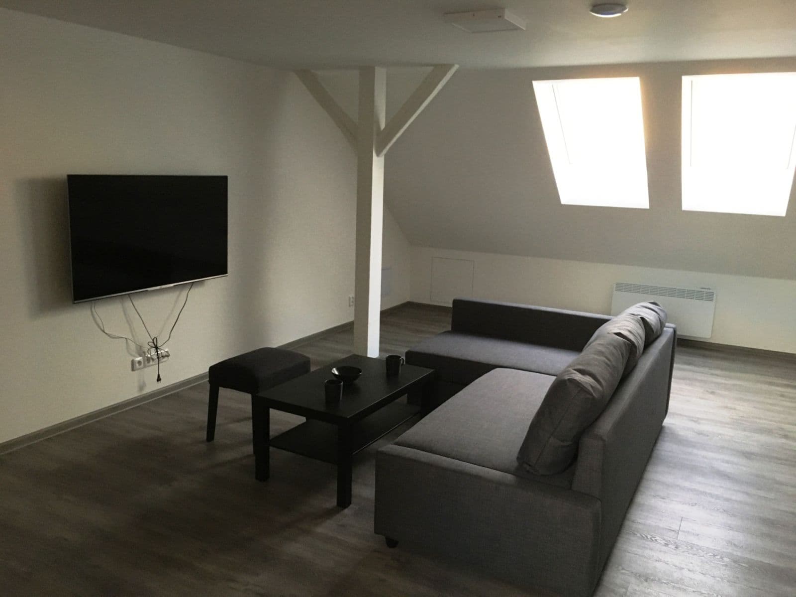 Pronájem bytu 3+kk 99 m², Mírová, Brno, Jihomoravský kraj Pronájem bytu 3+kk 99 m², Mírová, Brno, Jihomoravský kraj