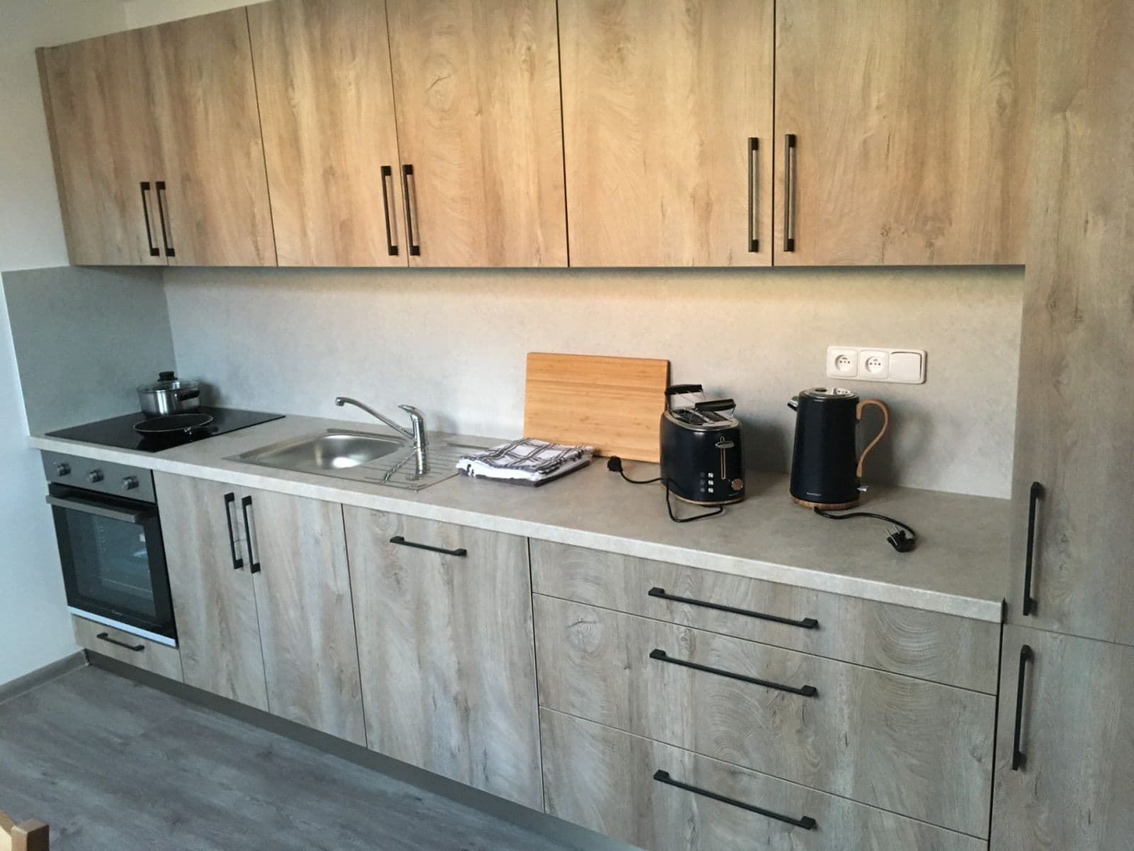 Pronájem bytu 3+kk 99 m², Mírová, Brno, Jihomoravský kraj Pronájem bytu 3+kk 99 m², Mírová, Brno, Jihomoravský kraj