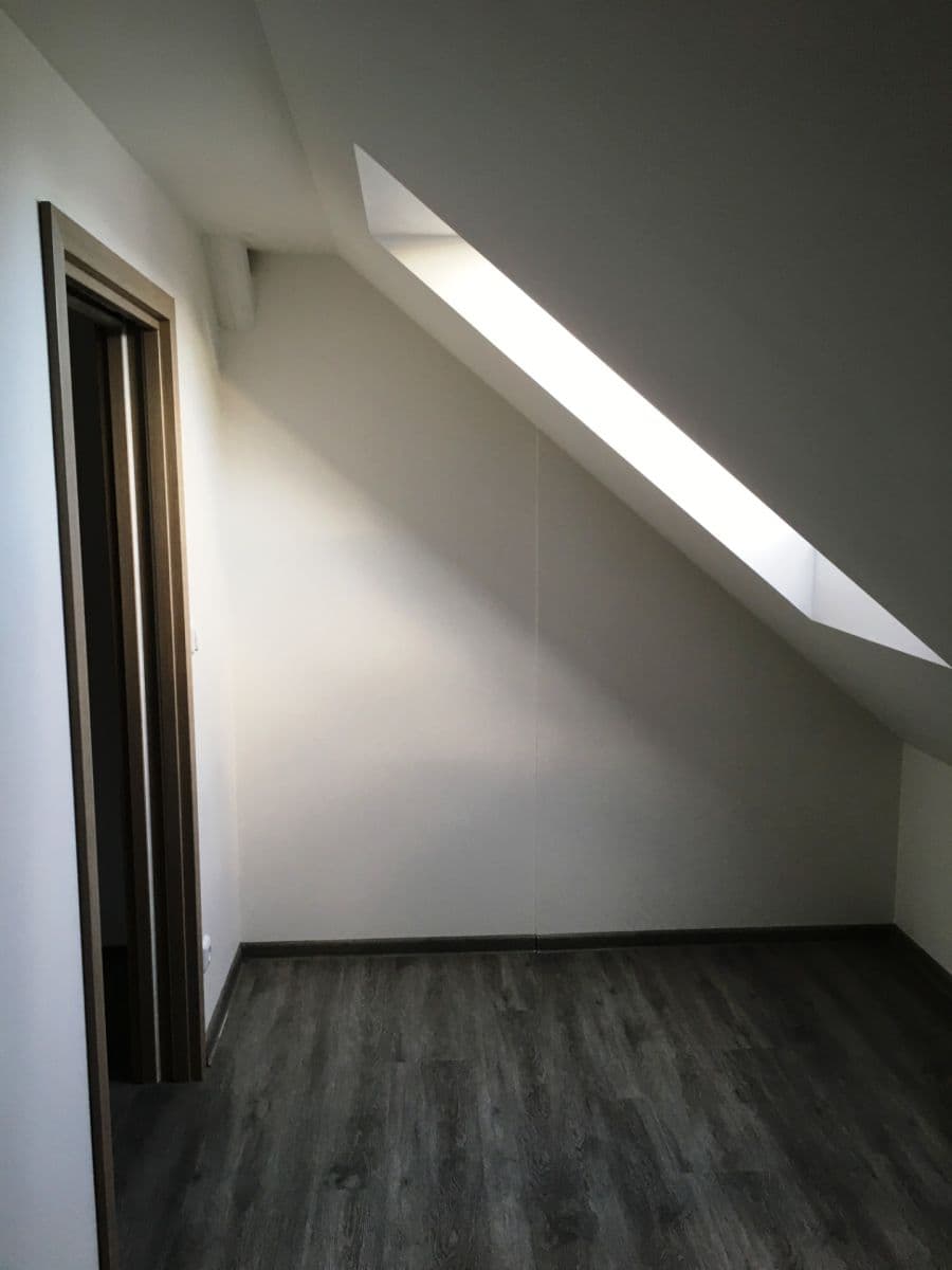 Pronájem bytu 3+kk 99 m², Mírová, Brno, Jihomoravský kraj Pronájem bytu 3+kk 99 m², Mírová, Brno, Jihomoravský kraj