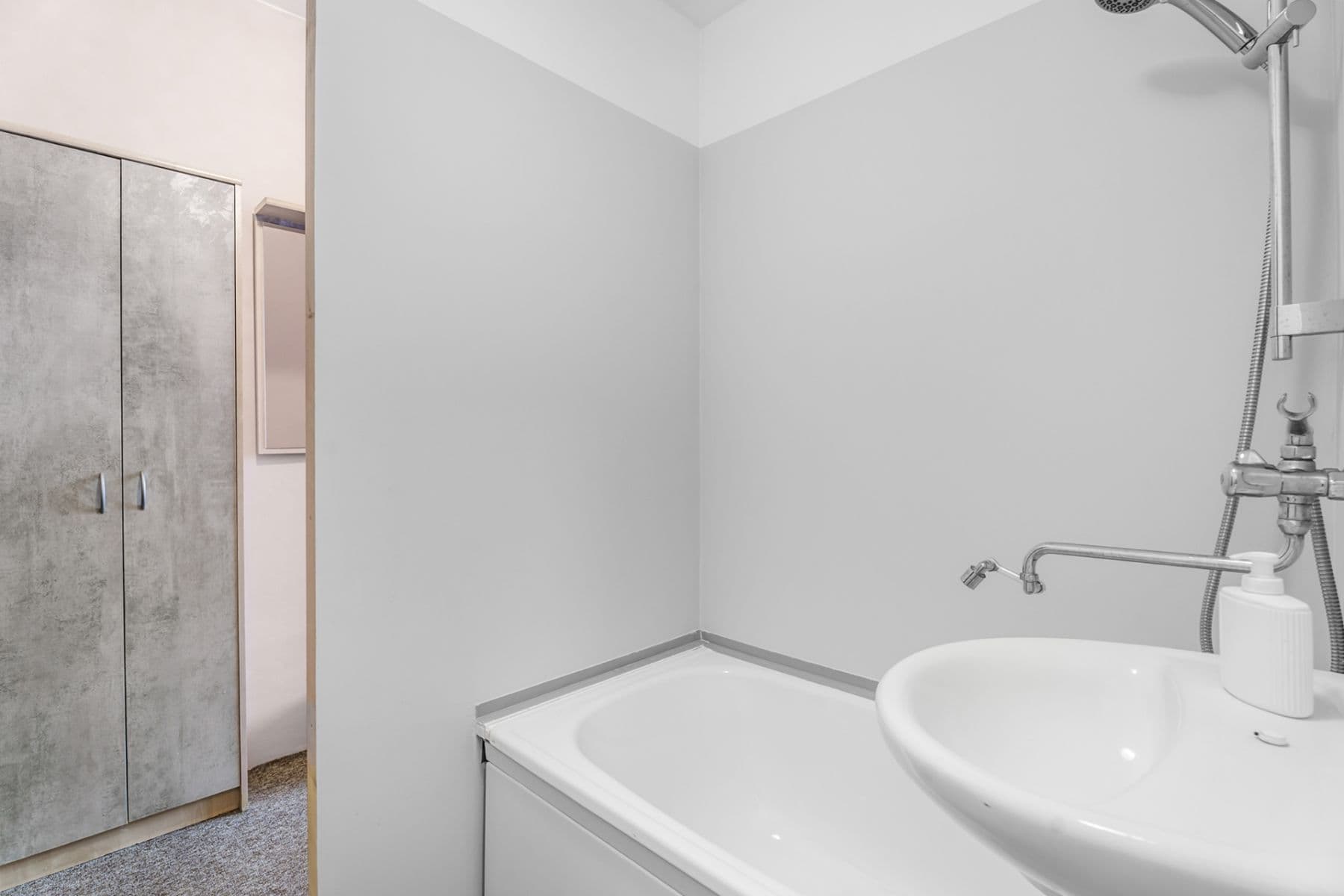 Pronájem bytu 2+kk 36 m², Písečná, Chomutov, Ústecký kraj Pronájem bytu 2+kk 36 m², Písečná, Chomutov, Ústecký kraj