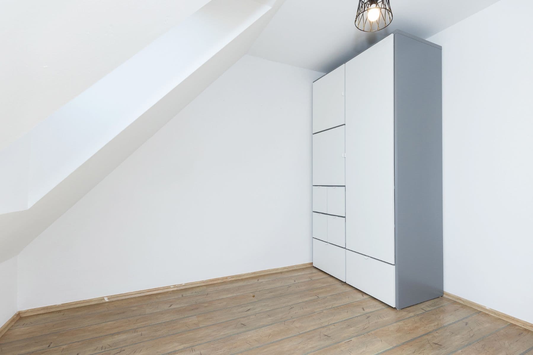 Prodej domu 120 m², pozemek 300 m², Husova třída, Nový Bydžov, Královéhradecký kraj Prodej domu 120 m², pozemek 300 m², Husova třída, Nový Bydžov, Královéhradecký kraj