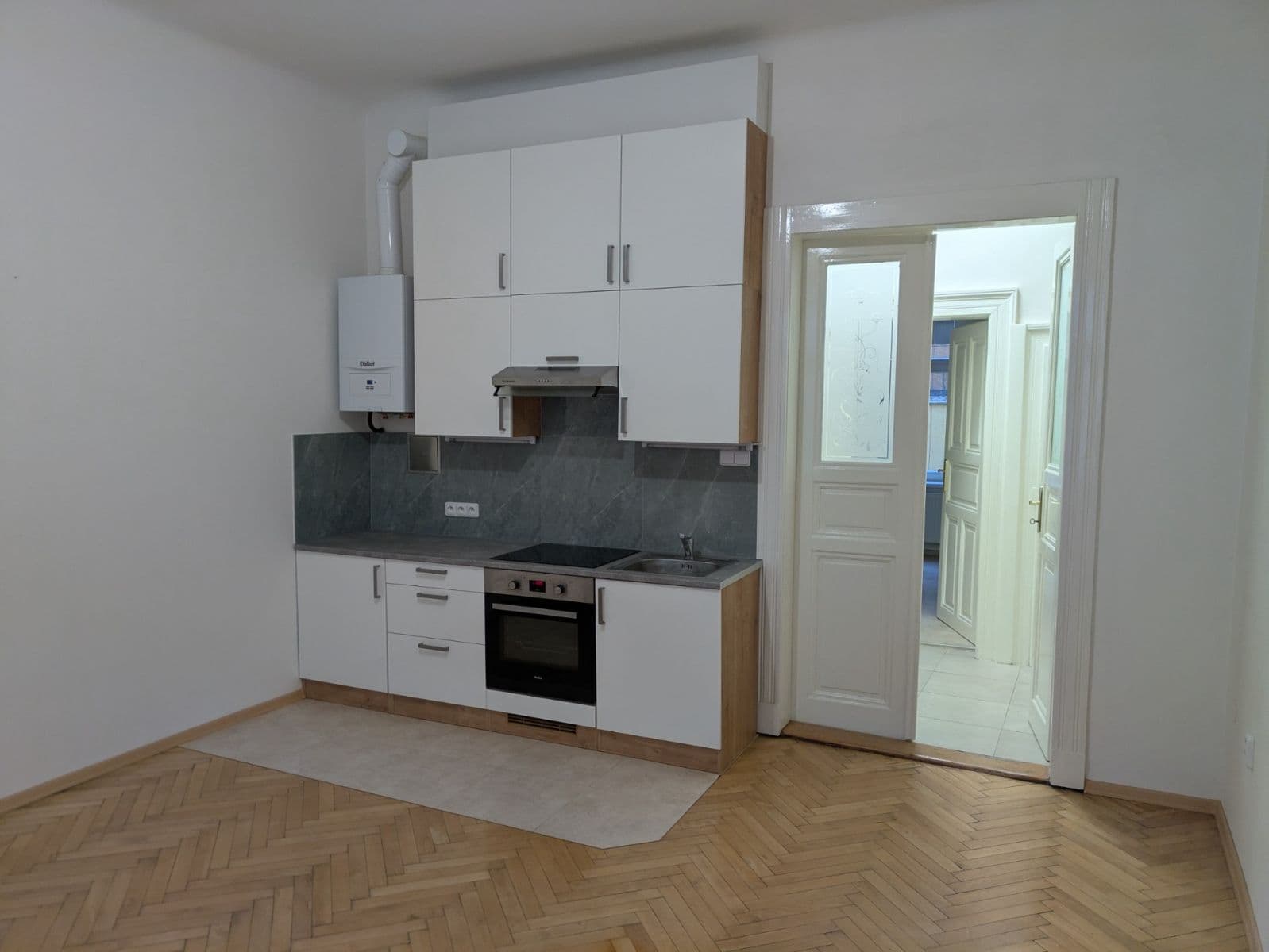 Pronájem bytu 2+kk 38 m², Táboritská, Praha, Praha Pronájem bytu 2+kk 38 m², Táboritská, Praha, Praha