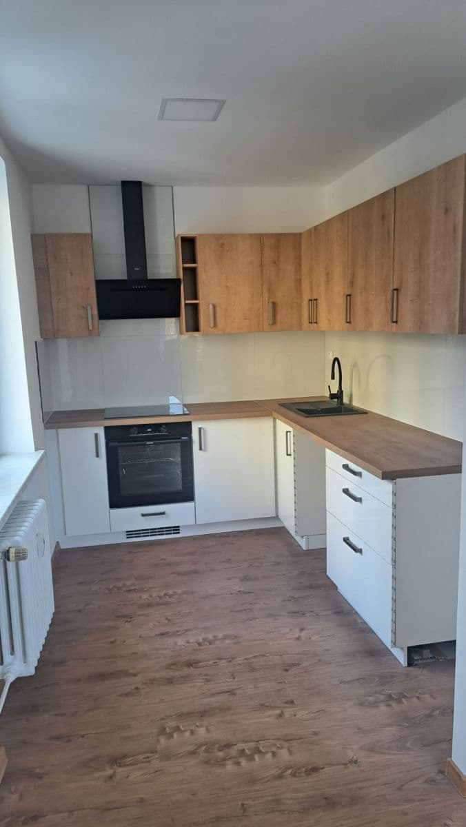 Pronájem bytu 2+kk 56 m², Na Kopci, Karviná, Moravskoslezský kraj Pronájem bytu 2+kk 56 m², Na Kopci, Karviná, Moravskoslezský kraj