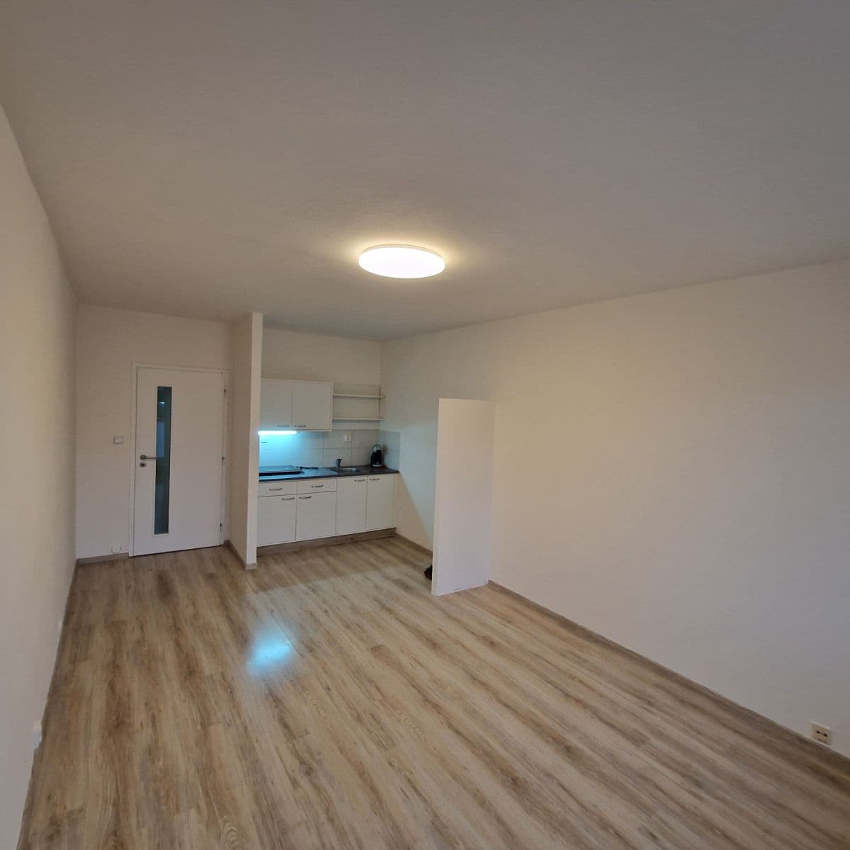 Pronájem bytu 1+kk 28 m², Bohumínská, Ostrava, Moravskoslezský kraj Pronájem bytu 1+kk 28 m², Bohumínská, Ostrava, Moravskoslezský kraj