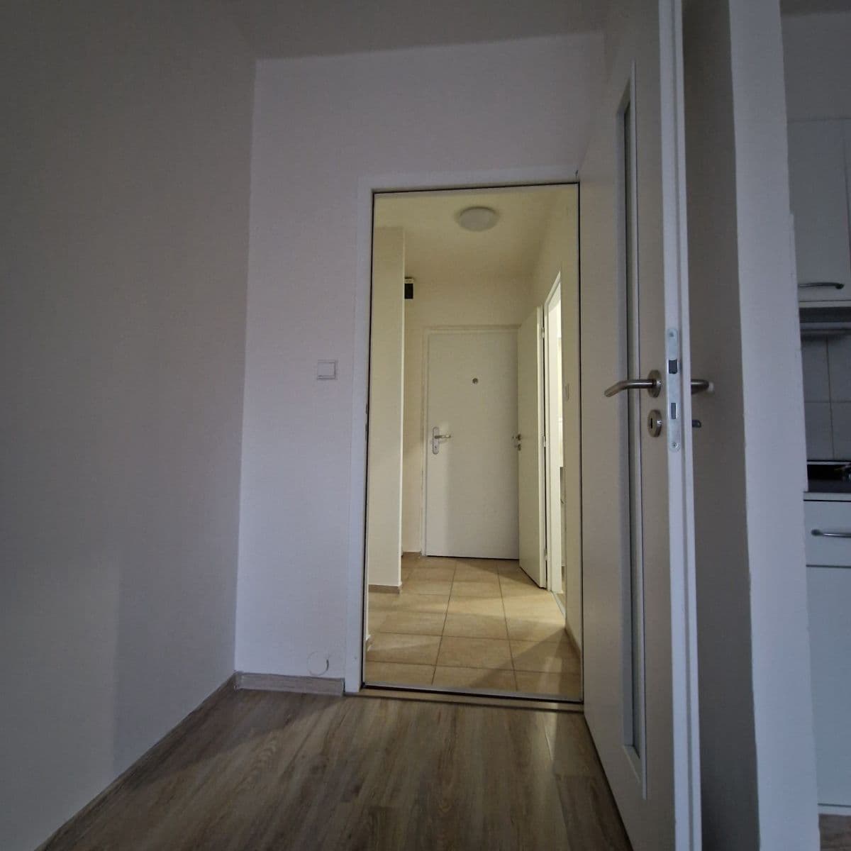 Pronájem bytu 1+kk 28 m², Bohumínská, Ostrava, Moravskoslezský kraj Pronájem bytu 1+kk 28 m², Bohumínská, Ostrava, Moravskoslezský kraj