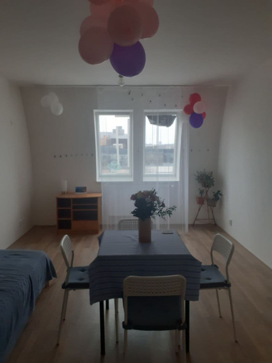 Pronájem bytu 2+kk 52 m², Pešlova, Praha, Praha Pronájem bytu 2+kk 52 m², Pešlova, Praha, Praha