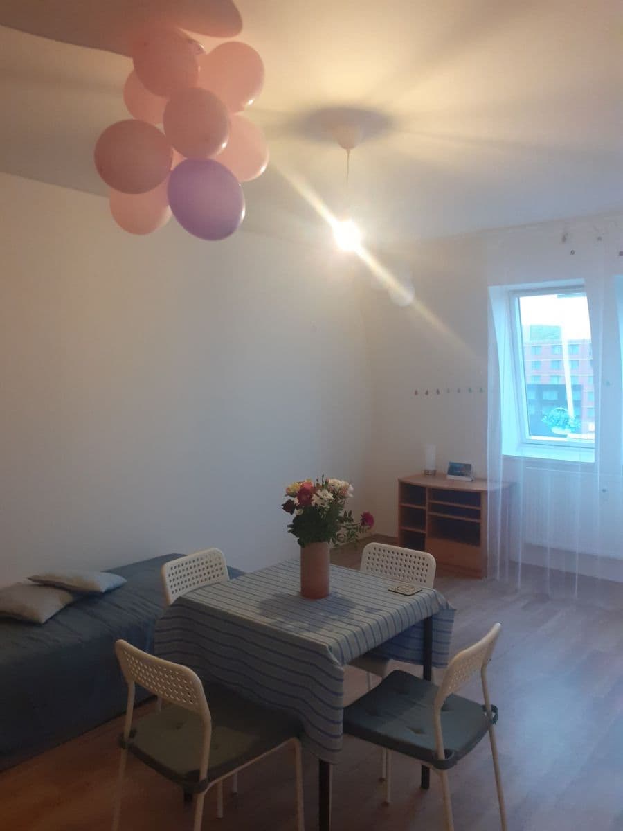 Pronájem bytu 2+kk 52 m², Pešlova, Praha, Praha Pronájem bytu 2+kk 52 m², Pešlova, Praha, Praha