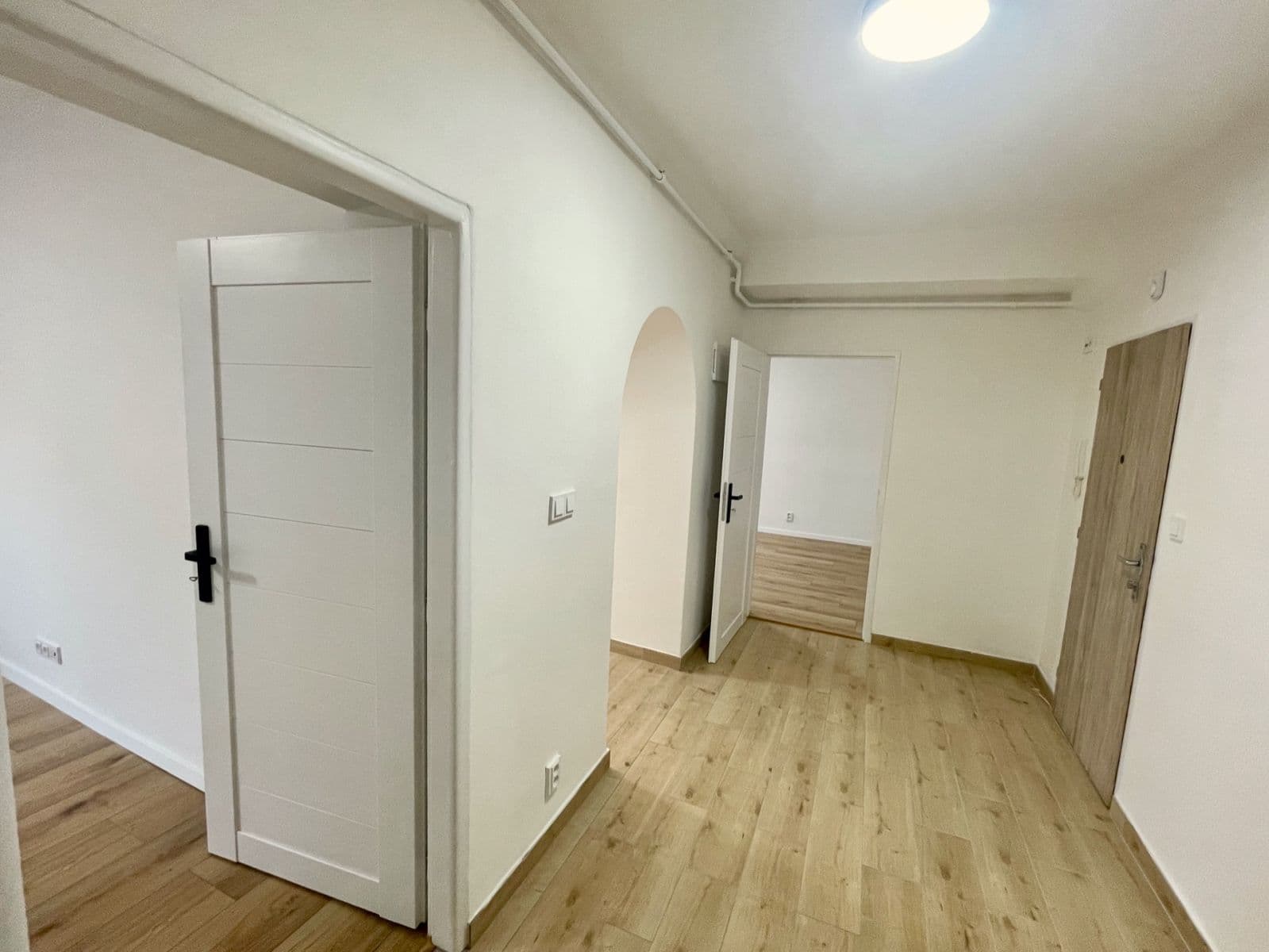 Pronájem bytu 4+1 85 m², Dolní, Ostrava, Moravskoslezský kraj Pronájem bytu 4+1 85 m², Dolní, Ostrava, Moravskoslezský kraj