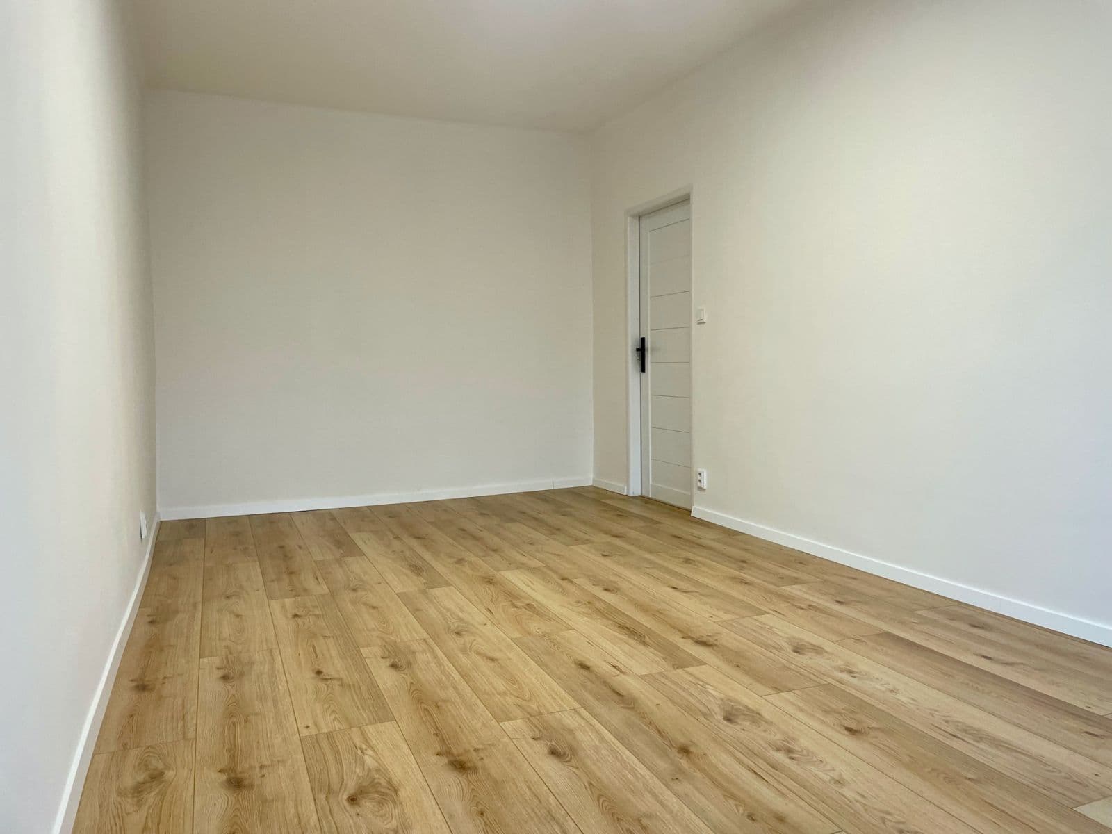 Pronájem bytu 4+1 85 m², Dolní, Ostrava, Moravskoslezský kraj Pronájem bytu 4+1 85 m², Dolní, Ostrava, Moravskoslezský kraj