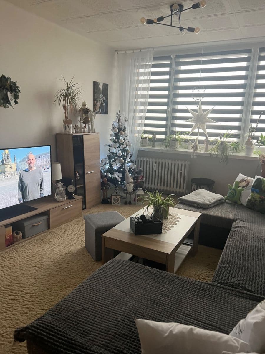 Pronájem bytu 2+1 50 m², Ivana Olbrachta, Nymburk, Středočeský kraj Pronájem bytu 2+1 50 m², Ivana Olbrachta, Nymburk, Středočeský kraj