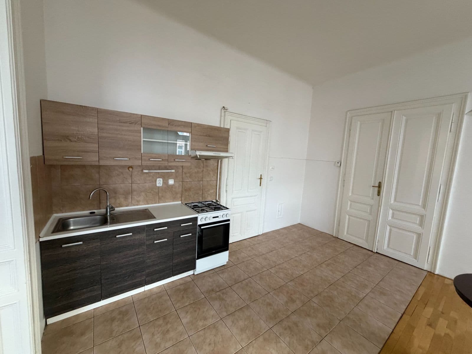 Pronájem bytu 3+kk 85 m², Dukelská, Olomouc, Olomoucký kraj Pronájem bytu 3+kk 85 m², Dukelská, Olomouc, Olomoucký kraj