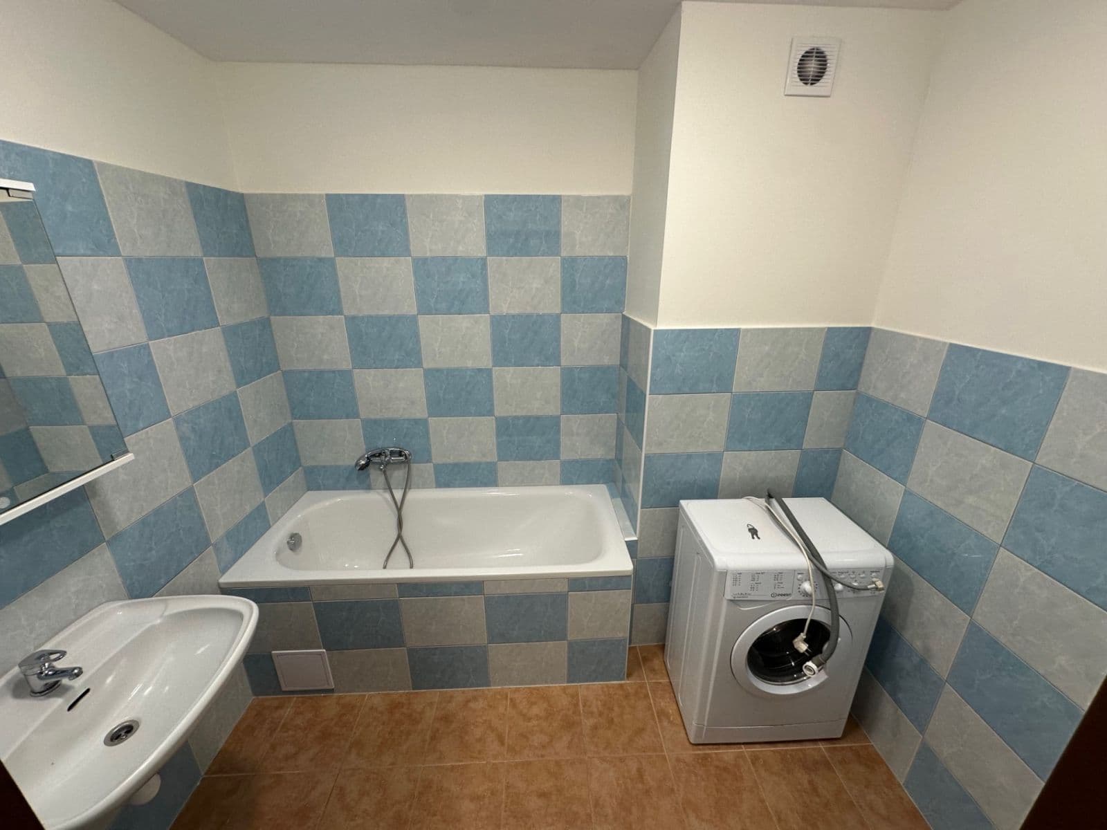 Pronájem bytu 3+kk 68 m², Křejpského, Praha, Praha Pronájem bytu 3+kk 68 m², Křejpského, Praha, Praha