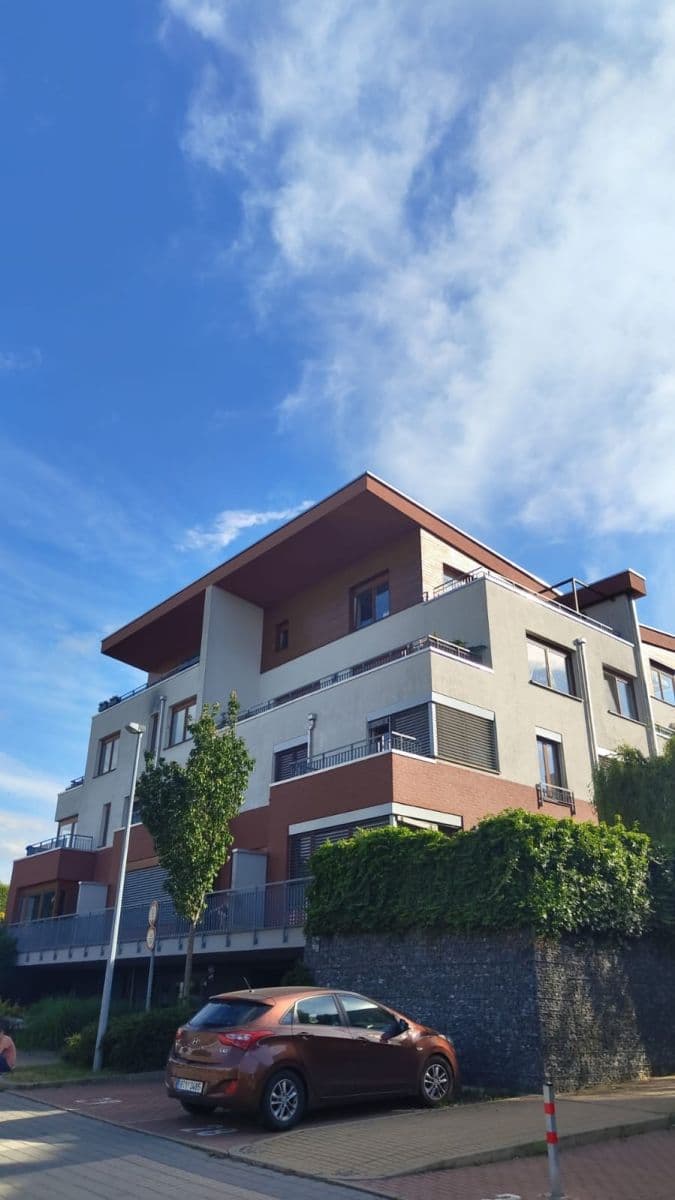 Pronájem bytu 1+1 35 m², Hvězdářská, Praha, Praha Pronájem bytu 1+1 35 m², Hvězdářská, Praha, Praha