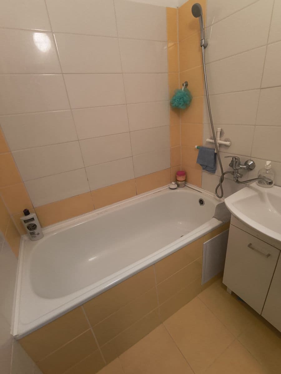 Prodej bytu 2+1 53 m², Aleše Hrdličky, Ostrava, Moravskoslezský kraj Prodej bytu 2+1 53 m², Aleše Hrdličky, Ostrava, Moravskoslezský kraj