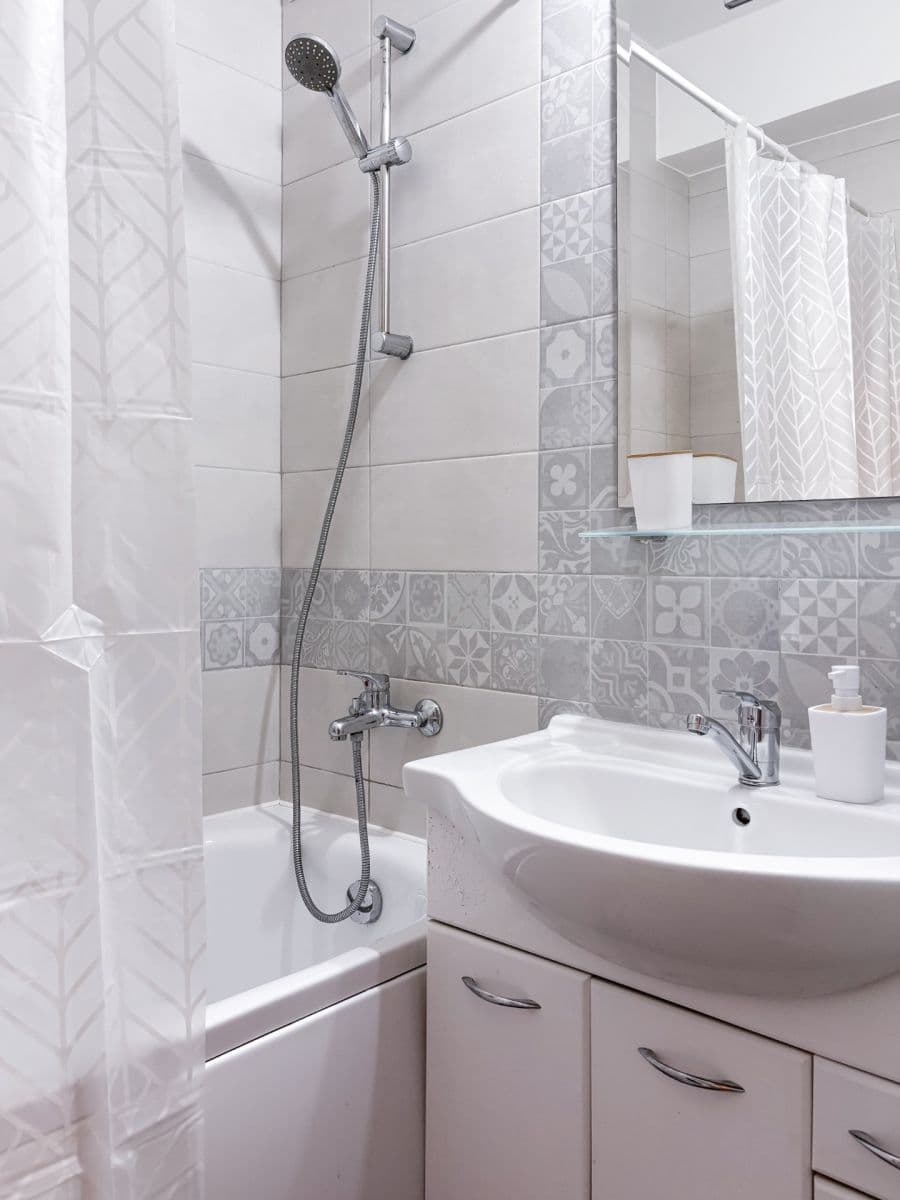 Pronájem bytu 2+kk 44 m², Amurská, Praha, Praha Pronájem bytu 2+kk 44 m², Amurská, Praha, Praha