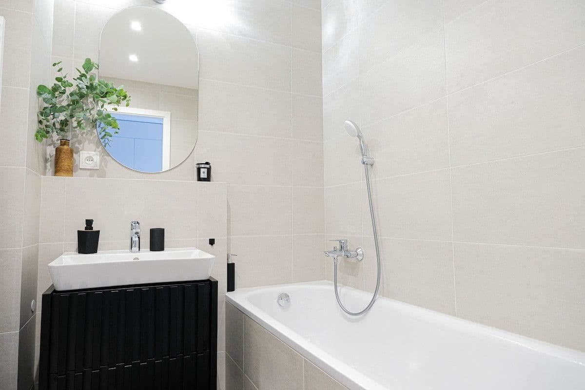 Pronájem bytu 44 m², V Háji, Praha, Praha Pronájem bytu 44 m², V Háji, Praha, Praha