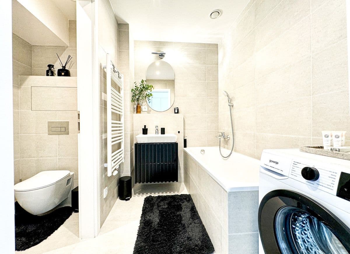 Pronájem bytu 44 m², V Háji, Praha, Praha Pronájem bytu 44 m², V Háji, Praha, Praha