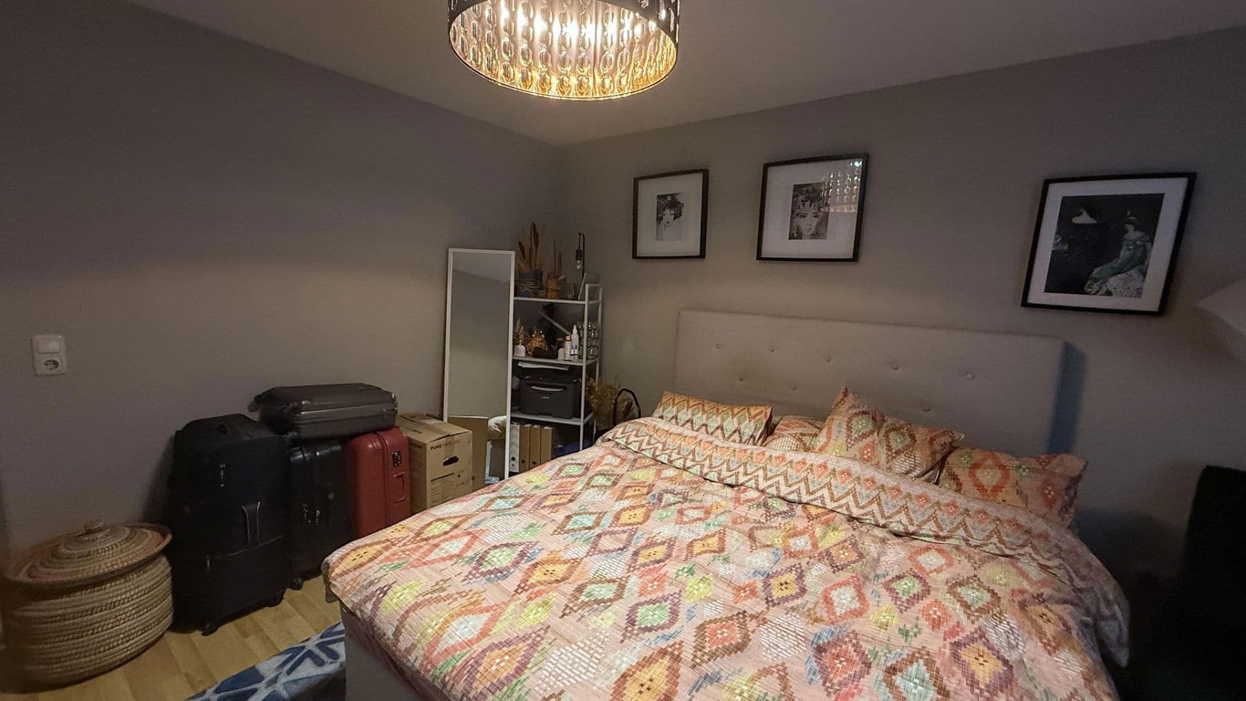 Pronájem bytu 2+1 61 m², Köln, Severní Porýní-Vestfálsko Pronájem bytu 2+1 61 m², Köln, Severní Porýní-Vestfálsko