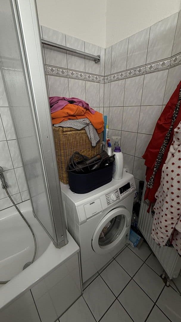 Pronájem bytu 2+1 61 m², Köln, Severní Porýní-Vestfálsko Pronájem bytu 2+1 61 m², Köln, Severní Porýní-Vestfálsko