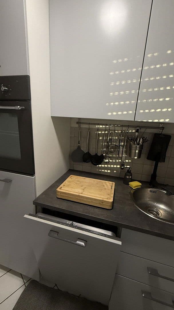 Pronájem bytu 2+1 61 m², Köln, Severní Porýní-Vestfálsko Pronájem bytu 2+1 61 m², Köln, Severní Porýní-Vestfálsko