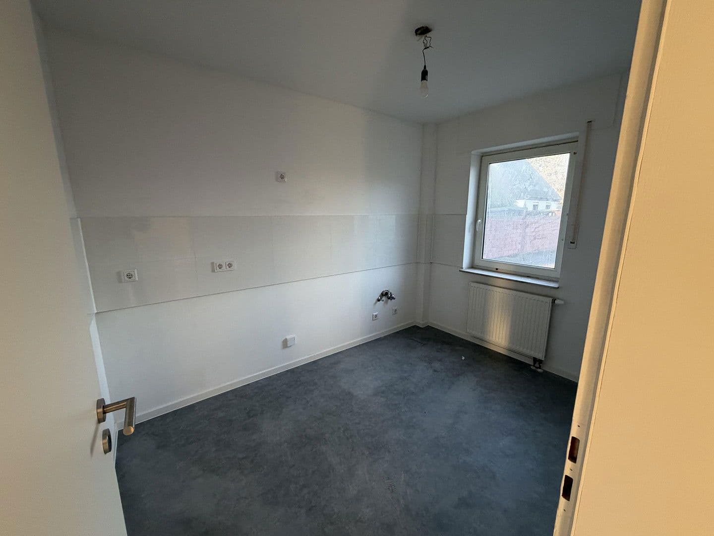 Pronájem bytu 3+1 73 m², Köln, Severní Porýní-Vestfálsko Pronájem bytu 3+1 73 m², Köln, Severní Porýní-Vestfálsko