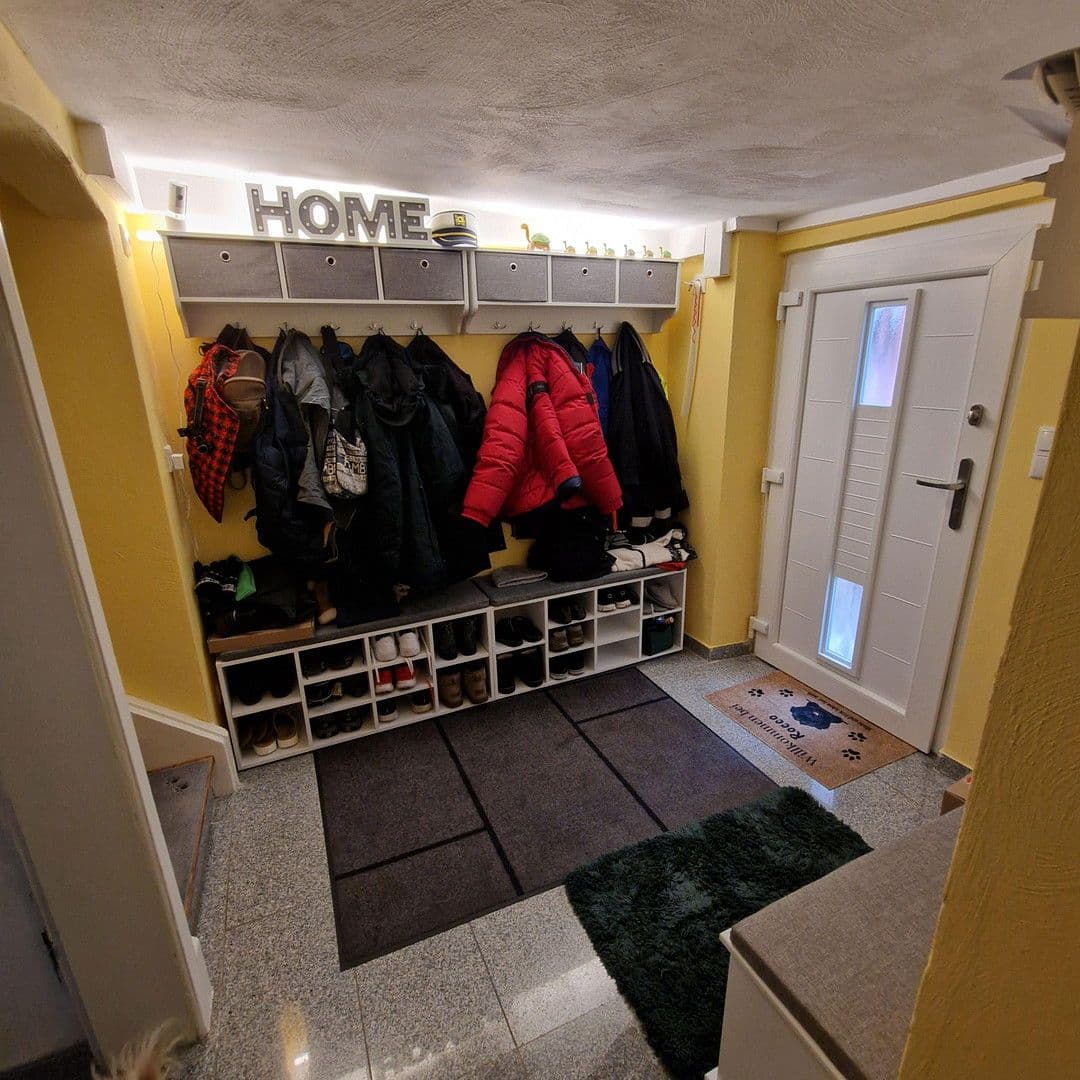 Prodej domu 132 m², pozemek 129 m², Hauptstraße, 49, Rodgau, Hessen Prodej domu 132 m², pozemek 129 m², Hauptstraße, 49, Rodgau, Hessen