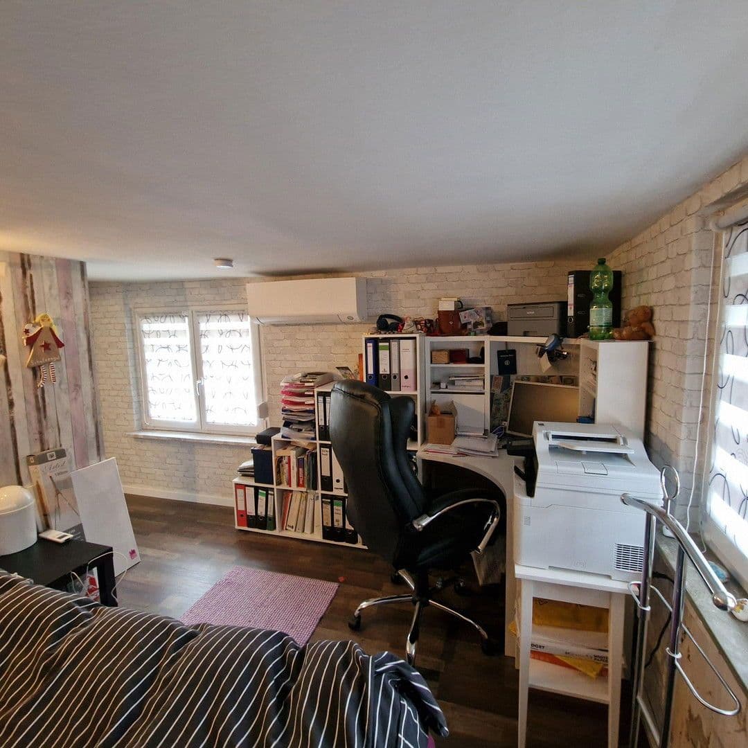 Prodej domu 132 m², pozemek 129 m², Hauptstraße, 49, Rodgau, Hessen Prodej domu 132 m², pozemek 129 m², Hauptstraße, 49, Rodgau, Hessen