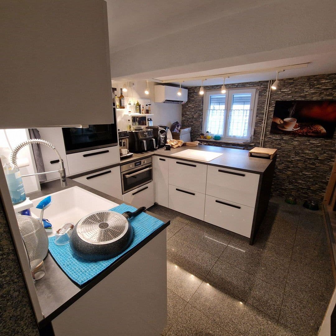 Prodej domu 132 m², pozemek 129 m², Hauptstraße, 49, Rodgau, Hessen Prodej domu 132 m², pozemek 129 m², Hauptstraße, 49, Rodgau, Hessen