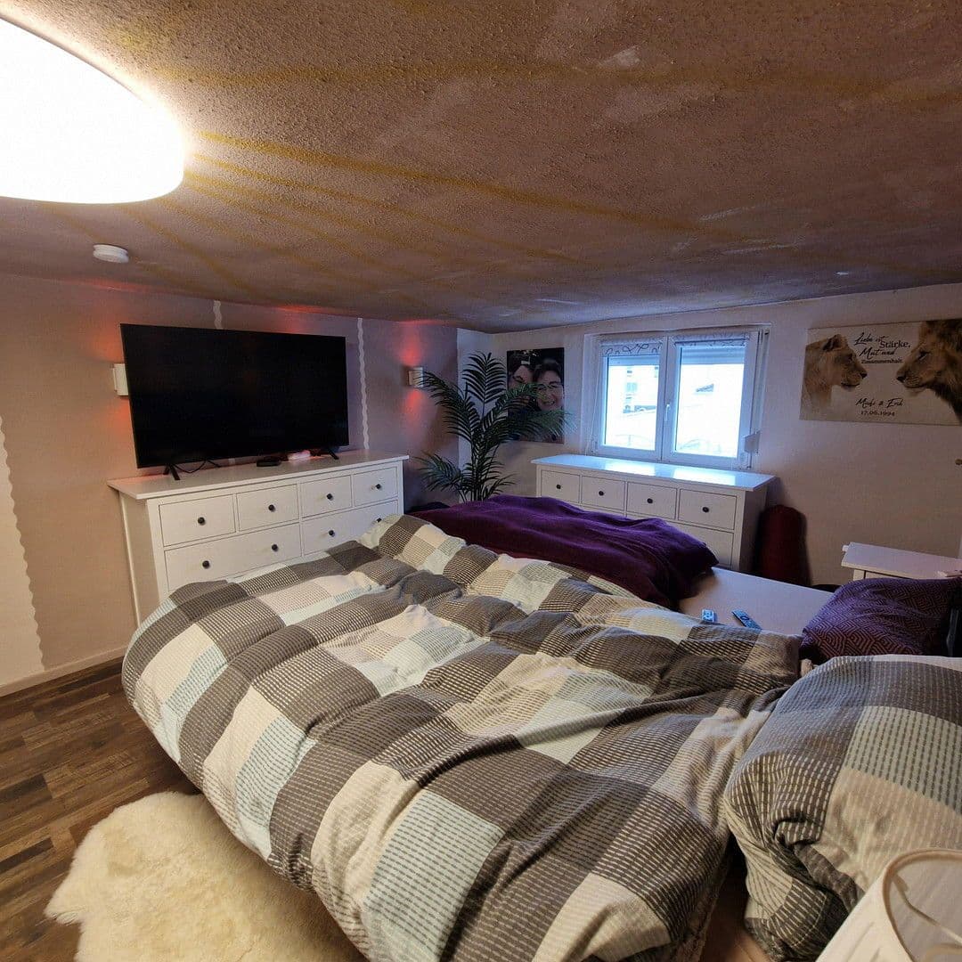 Prodej domu 132 m², pozemek 129 m², Hauptstraße, 49, Rodgau, Hessen Prodej domu 132 m², pozemek 129 m², Hauptstraße, 49, Rodgau, Hessen