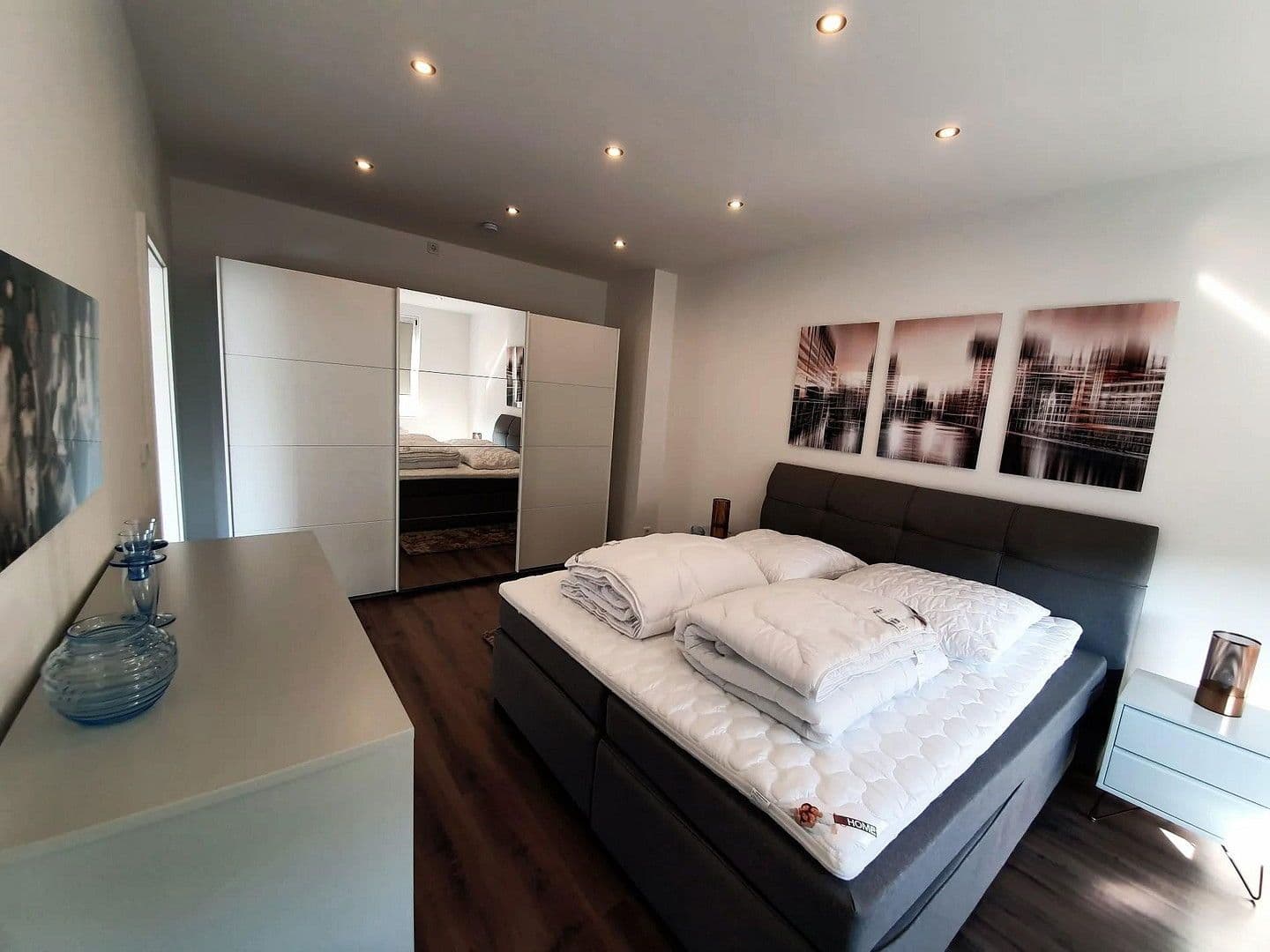 Pronájem bytu 2+1 62 m², Düsseldorf, Severní Porýní-Vestfálsko Pronájem bytu 2+1 62 m², Düsseldorf, Severní Porýní-Vestfálsko