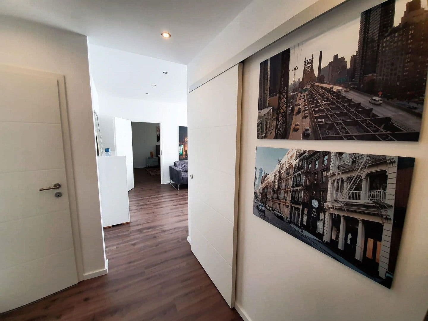 Pronájem bytu 2+1 62 m², Düsseldorf, Severní Porýní-Vestfálsko Pronájem bytu 2+1 62 m², Düsseldorf, Severní Porýní-Vestfálsko