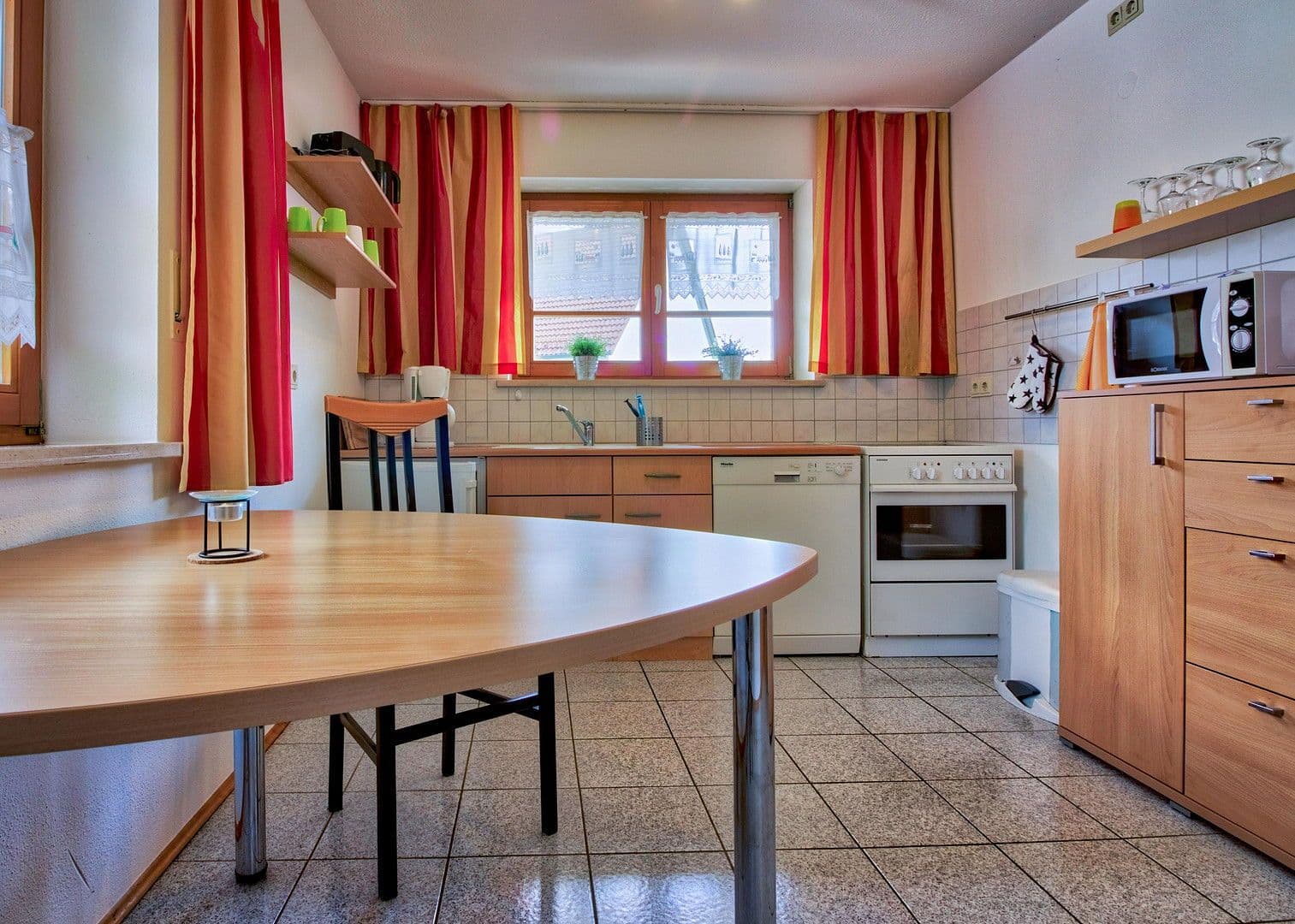 Prodej domu 200 m², pozemek 457 m², Burghausen, Bavorsko Prodej domu 200 m², pozemek 457 m², Burghausen, Bavorsko