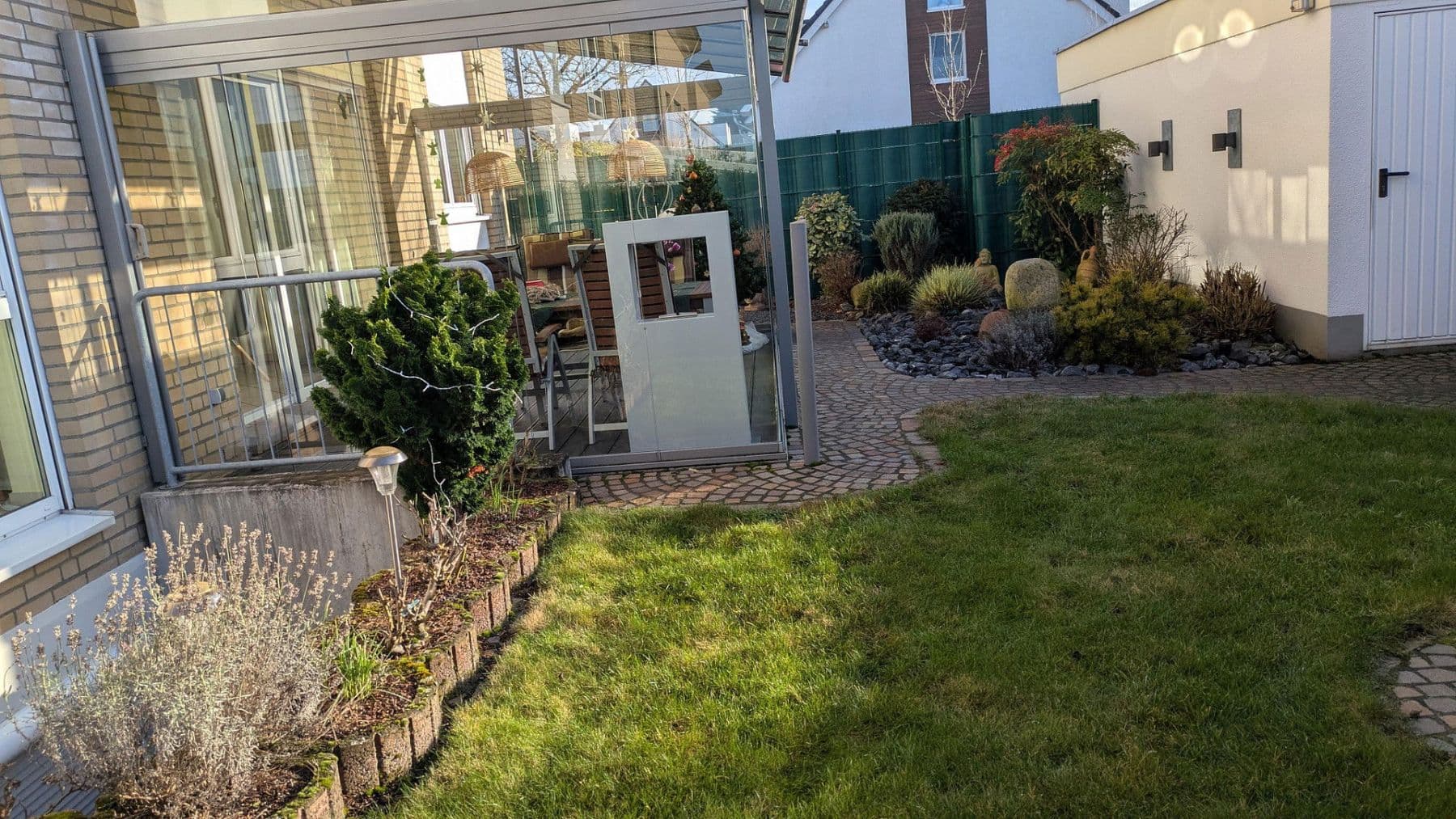 Prodej domu 157 m², pozemek 250 m², Langenfeld (Rheinland), Severní Porýní-Vestfálsko Prodej domu 157 m², pozemek 250 m², Langenfeld (Rheinland), Severní Porýní-Vestfálsko