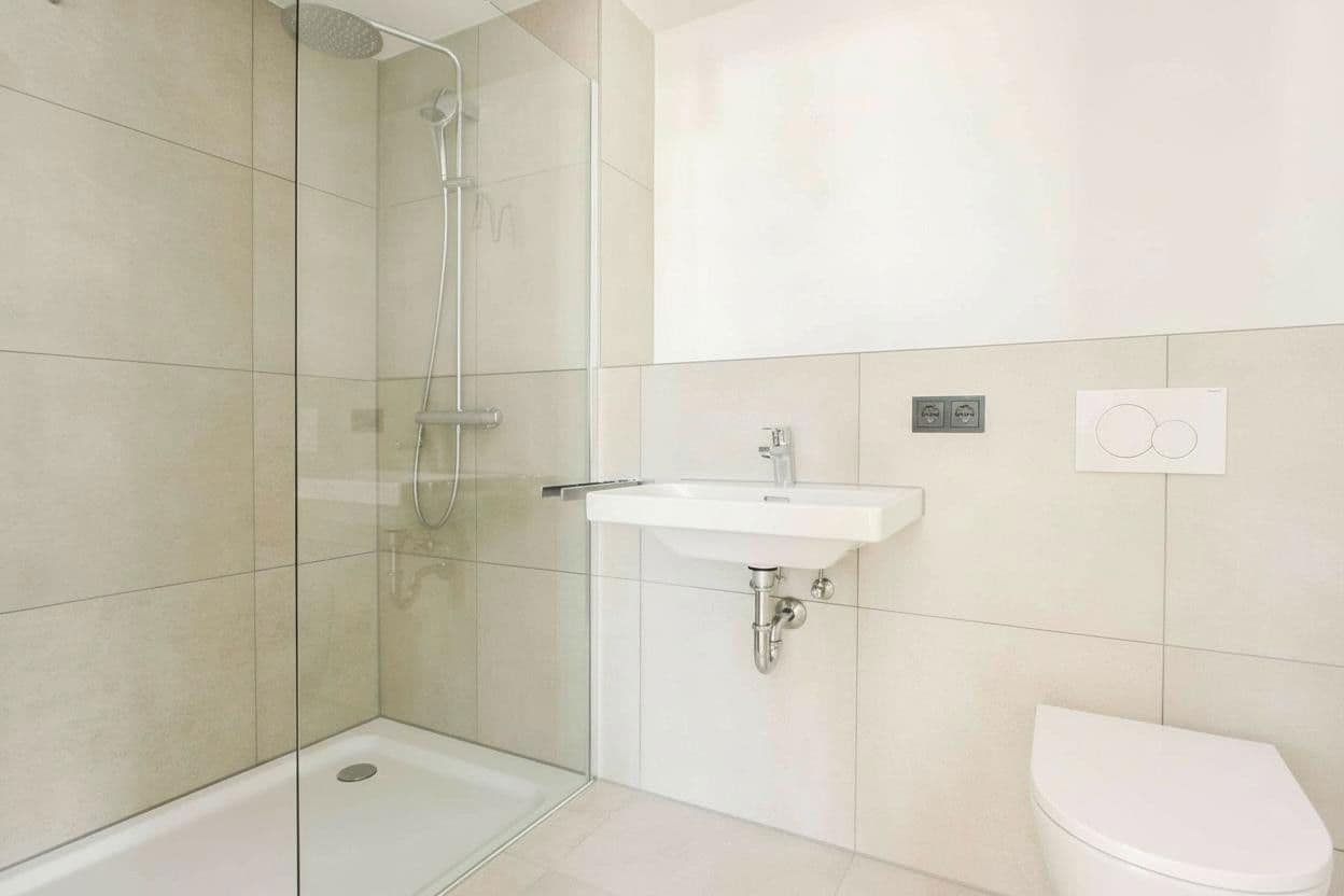 Pronájem bytu 3+1 104 m², Berlin, Berlín Pronájem bytu 3+1 104 m², Berlin, Berlín