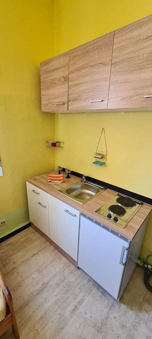 Pronájem bytu 1+1 20 m², Stubenlohstr. 6, Erlangen, Bavorsko Pronájem bytu 1+1 20 m², Stubenlohstr. 6, Erlangen, Bavorsko