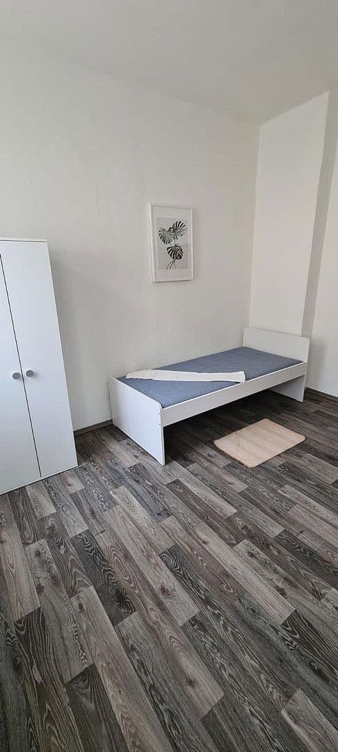 Pronájem bytu 1+1 20 m², Stubenlohstr. 6, Erlangen, Bavorsko Pronájem bytu 1+1 20 m², Stubenlohstr. 6, Erlangen, Bavorsko