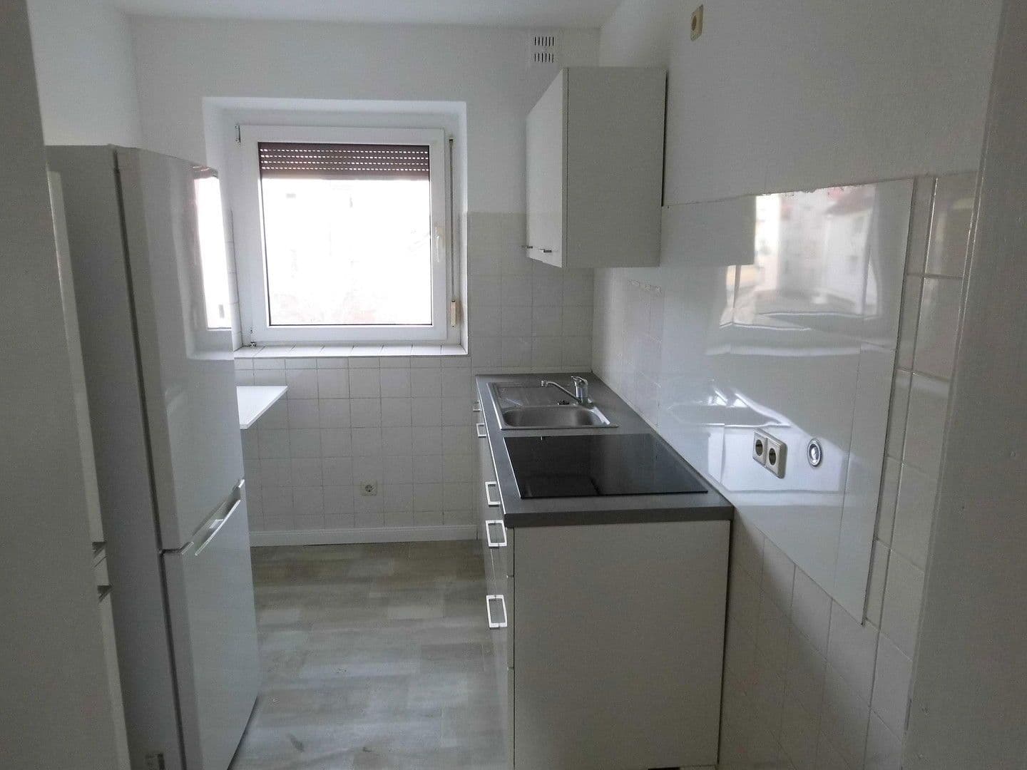 Prodej domu 418 m², pozemek 582 m², Stuttgart, Bádensko-Württembersko Prodej domu 418 m², pozemek 582 m², Stuttgart, Bádensko-Württembersko