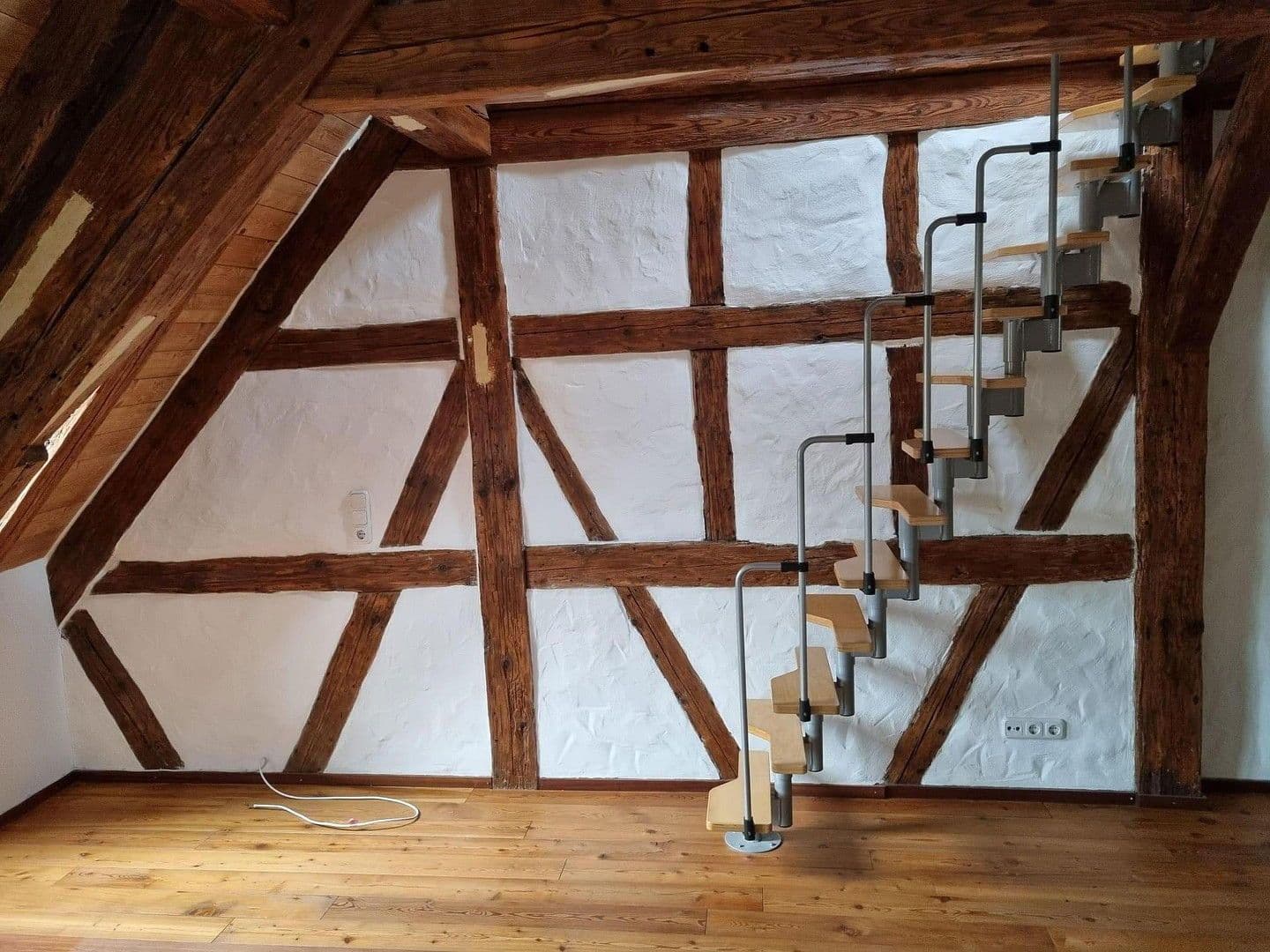 Pronájem bytu 1+kk 40 m², Gelbinger Gasse, Schwäbisch Hall, Bádensko-Württembersko Pronájem bytu 1+kk 40 m², Gelbinger Gasse, Schwäbisch Hall, Bádensko-Württembersko