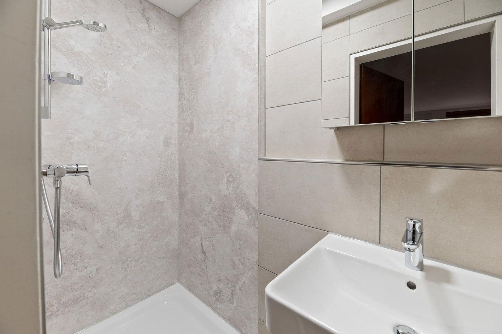 Pronájem bytu 2+1 46 m², Wannweiler Straße 68, Kirchentellinsfurt, Bádensko-Württembersko Pronájem bytu 2+1 46 m², Wannweiler Straße 68, Kirchentellinsfurt, Bádensko-Württembersko