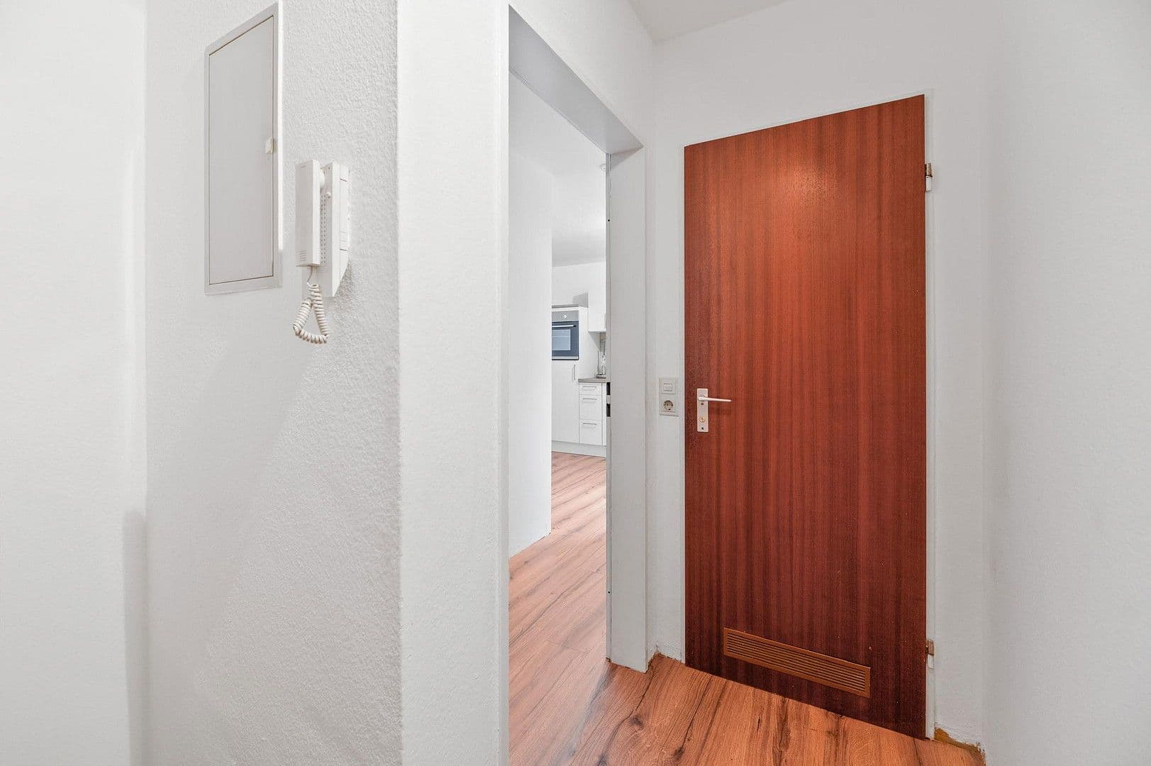 Pronájem bytu 2+1 46 m², Wannweiler Straße 68, Kirchentellinsfurt, Bádensko-Württembersko Pronájem bytu 2+1 46 m², Wannweiler Straße 68, Kirchentellinsfurt, Bádensko-Württembersko