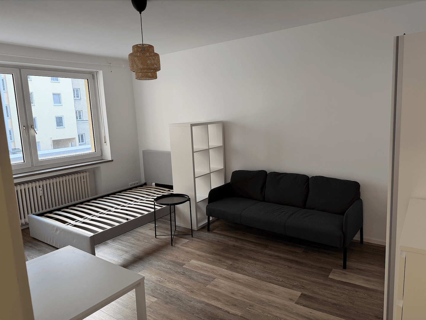 Pronájem bytu 1+1 35 m², Prinzregentenstraße 156, München, Bavorsko Pronájem bytu 1+1 35 m², Prinzregentenstraße 156, München, Bavorsko