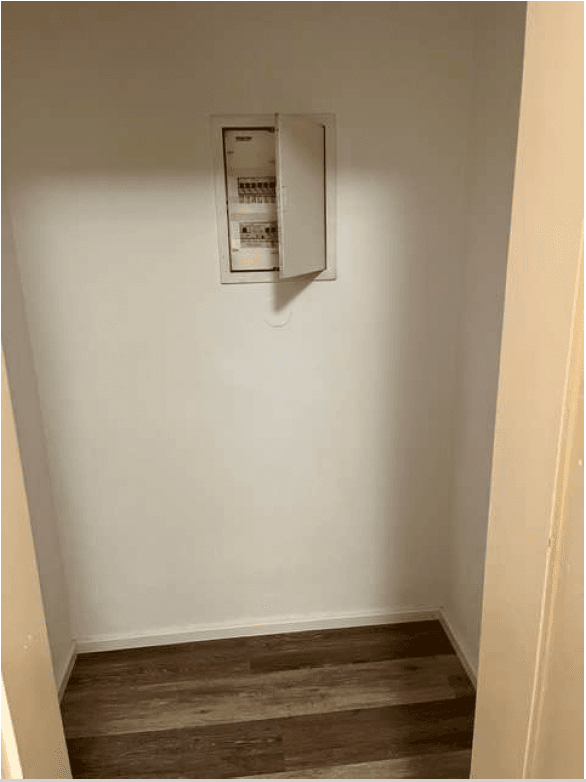 Pronájem bytu 1+1 35 m², Prinzregentenstraße 156, München, Bavorsko Pronájem bytu 1+1 35 m², Prinzregentenstraße 156, München, Bavorsko