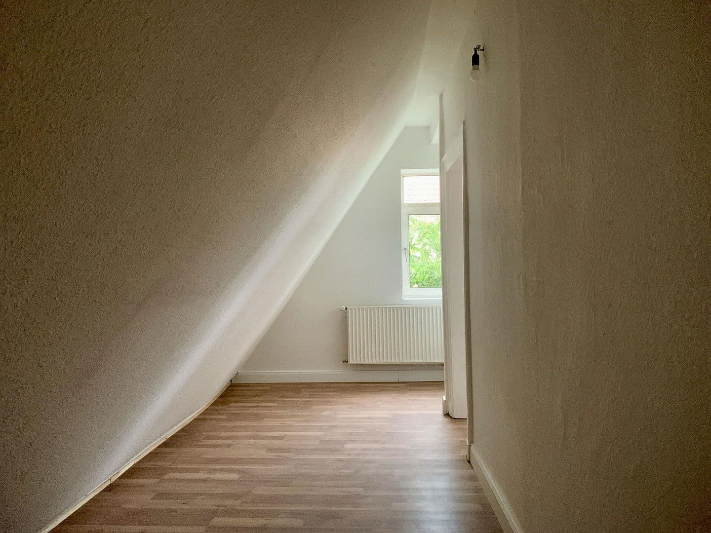 Pronájem bytu 4+1 114 m², Lüneburger Straße 11, Celle, Dolní Sasko Pronájem bytu 4+1 114 m², Lüneburger Straße 11, Celle, Dolní Sasko
